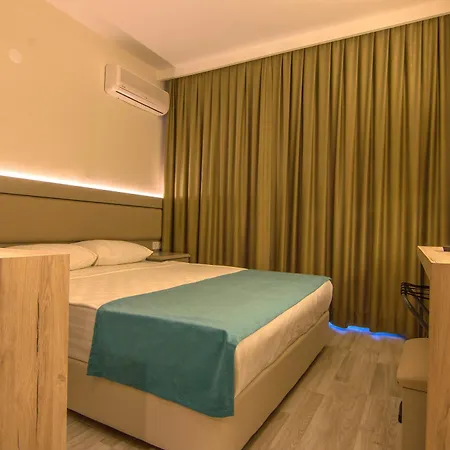 Palmea Hotel 4*